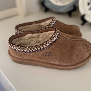 UGG Tasman Chestnut Kids Size 3